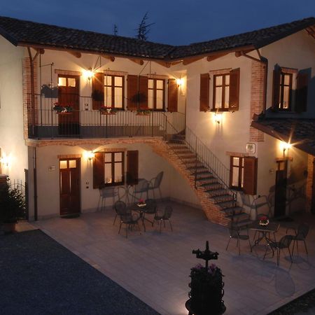 Agriturismo I Grappoli Serralunga d'Alba Luaran gambar
