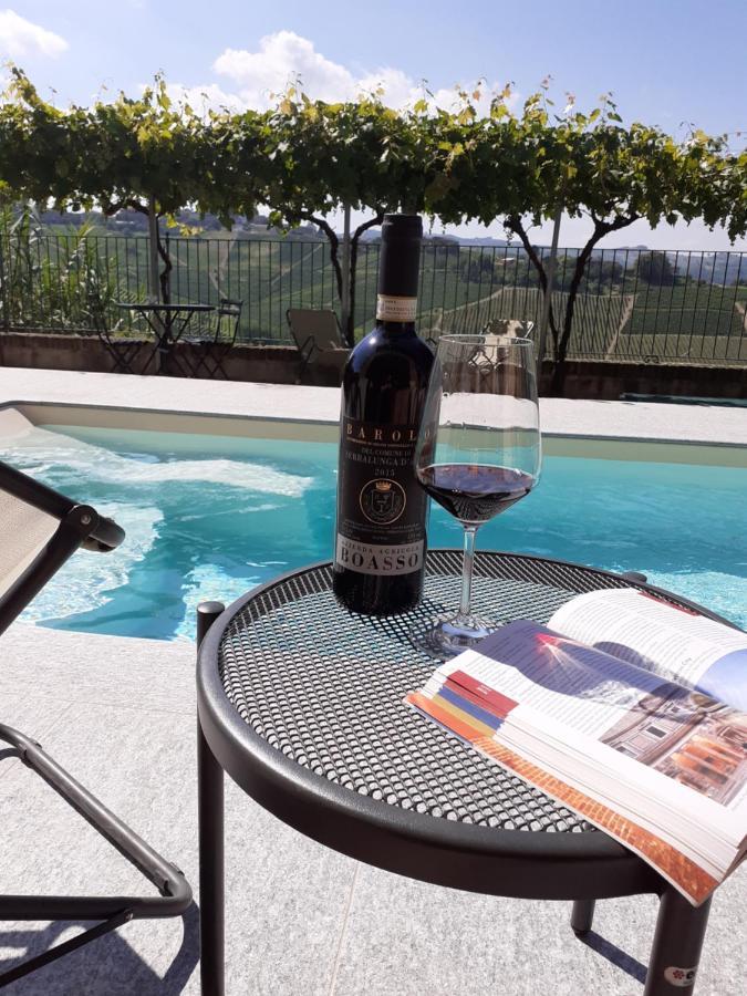 Agriturismo I Grappoli Serralunga d'Alba Luaran gambar