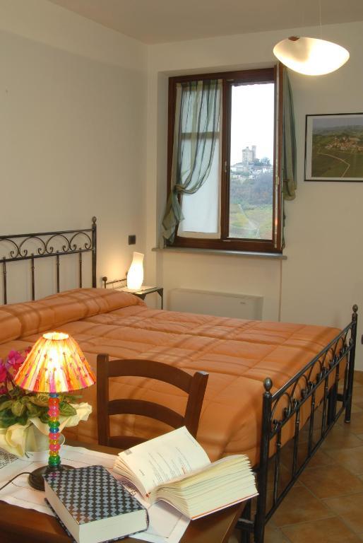Agriturismo I Grappoli Serralunga d'Alba Luaran gambar