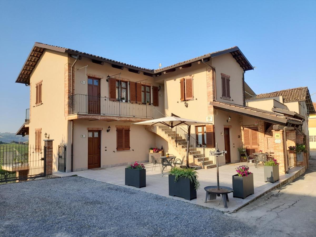 Agriturismo I Grappoli Serralunga d'Alba Luaran gambar