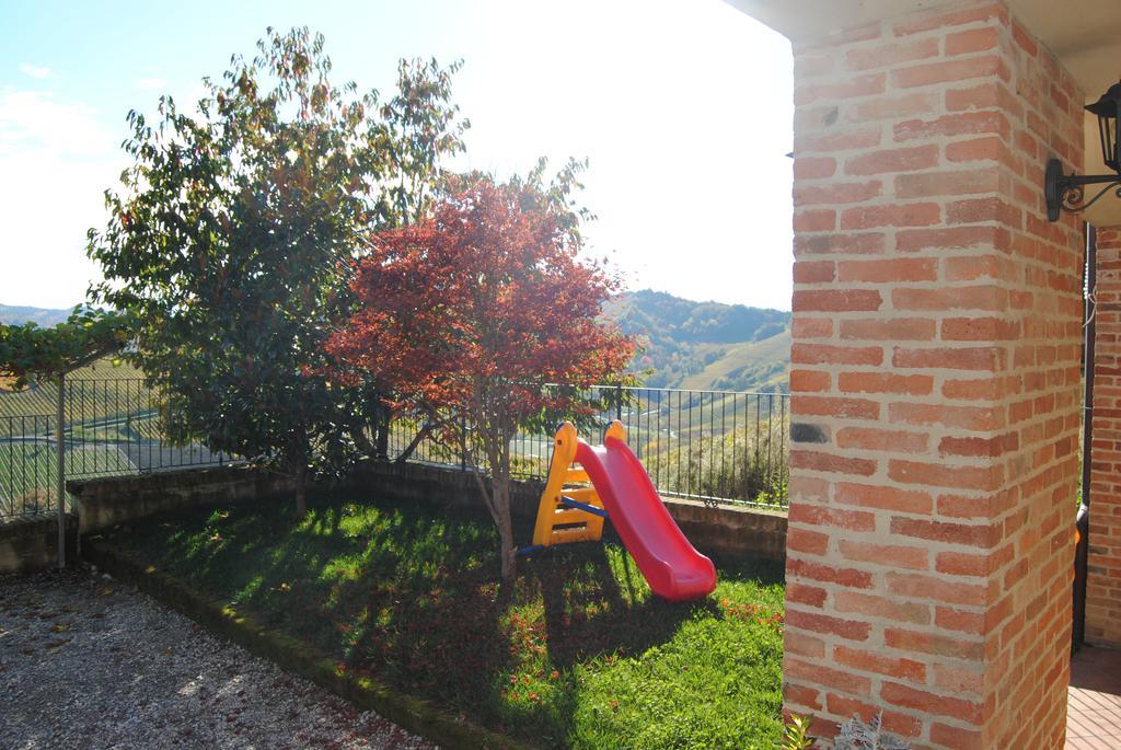 Agriturismo I Grappoli Serralunga d'Alba Luaran gambar