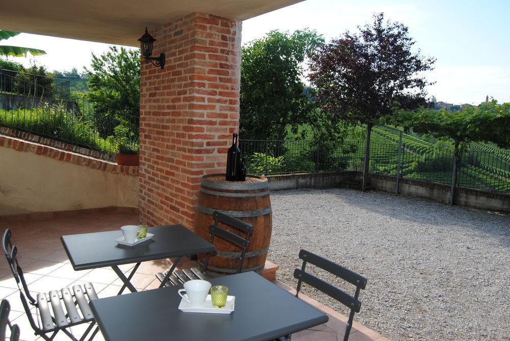 Agriturismo I Grappoli Serralunga d'Alba Luaran gambar